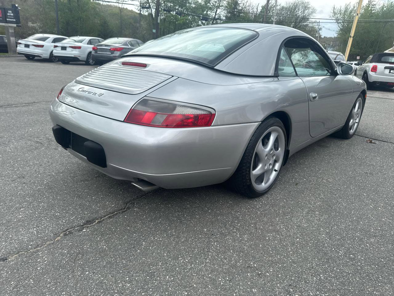 Used 2001 Porsche 911 Carrera 4 AWD/4WD image 9