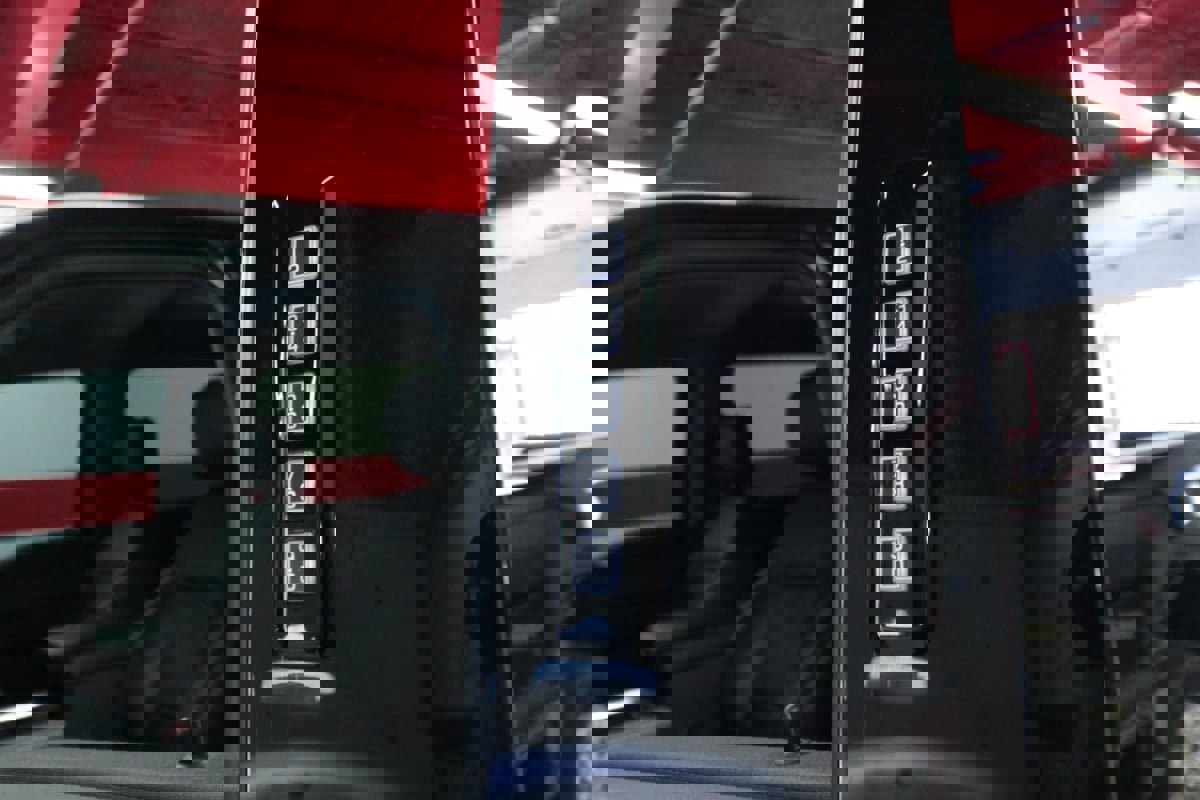 Used 2023 Ford F250 Lariat w/ Lariat Ultimate Package image 46