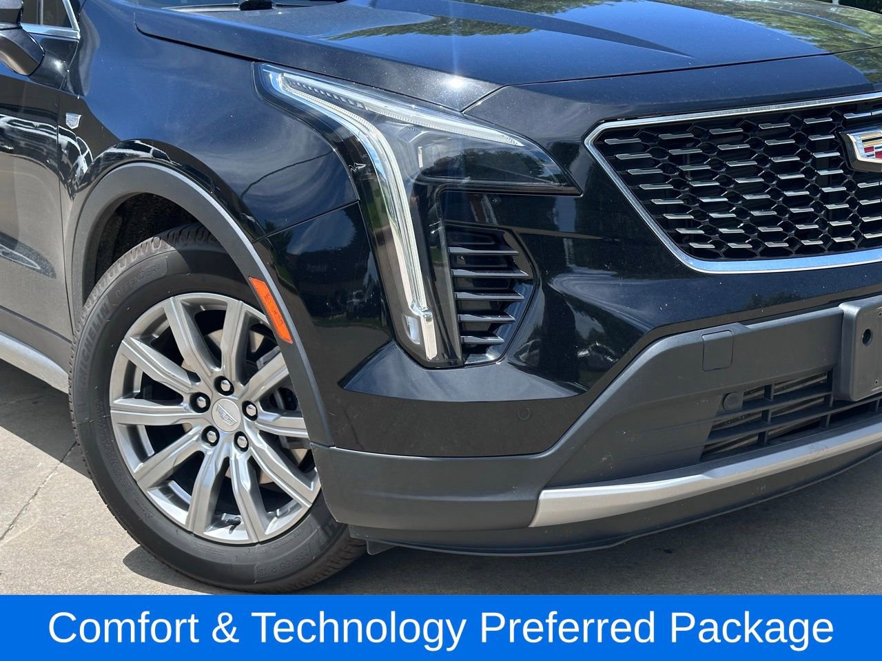 Used 2020 Cadillac XT4 Premium Luxury FWD image 4