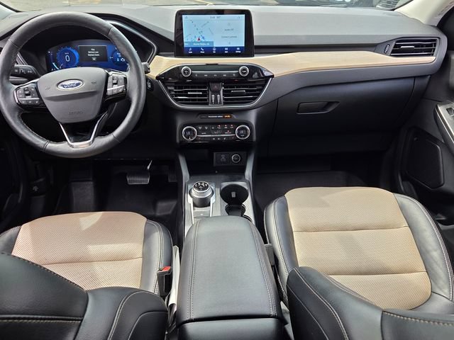Used 2021 Ford Escape Titanium w/ Titanium Elite Package AWD/4WD image 8