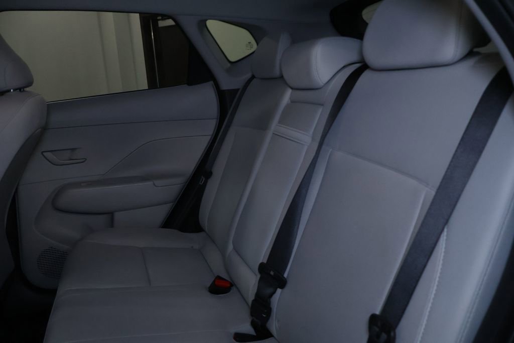 Used 2024 Hyundai Kona SEL image 13