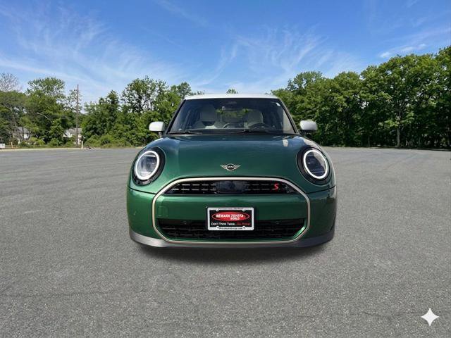Used 2025 MINI Cooper S FWD image 3