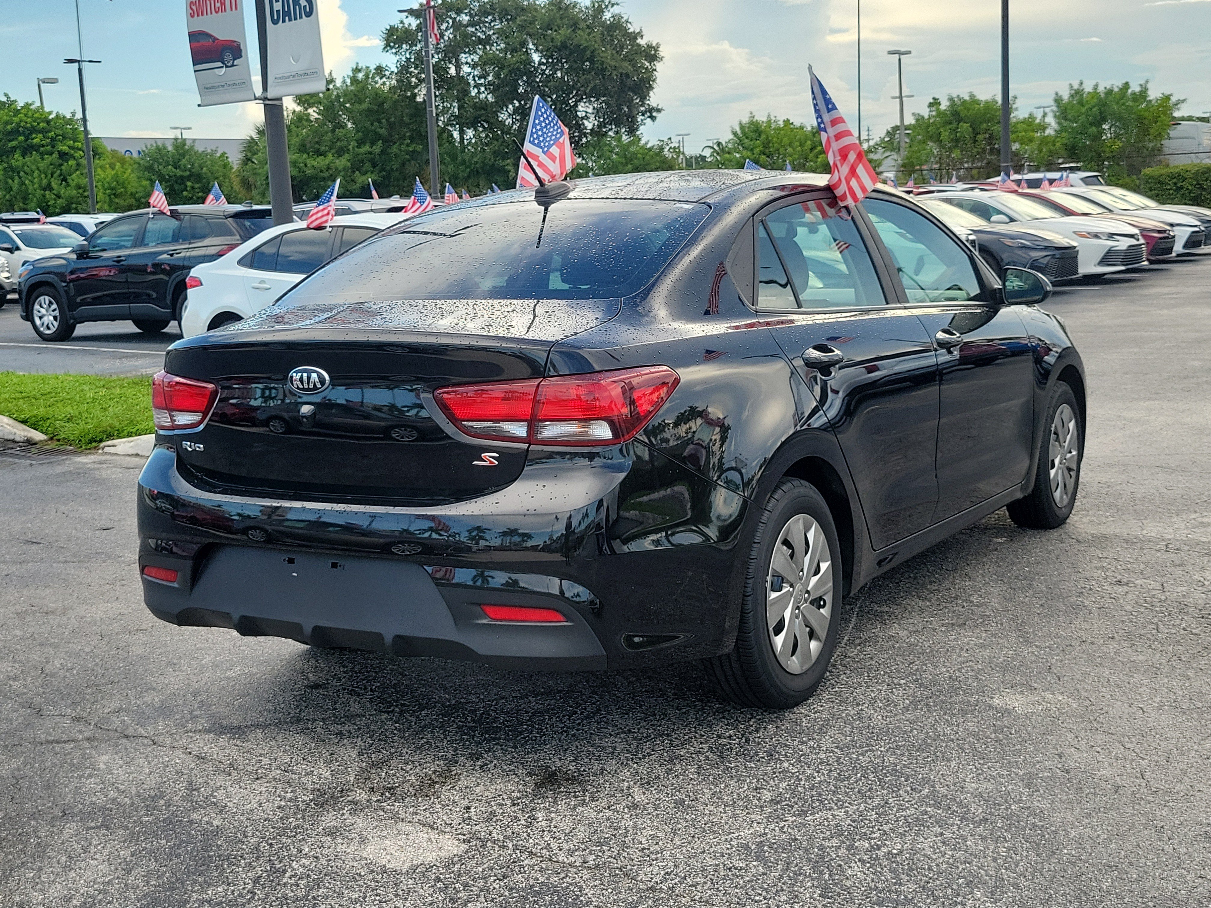 Used 2020 Kia Rio S FWD image 11