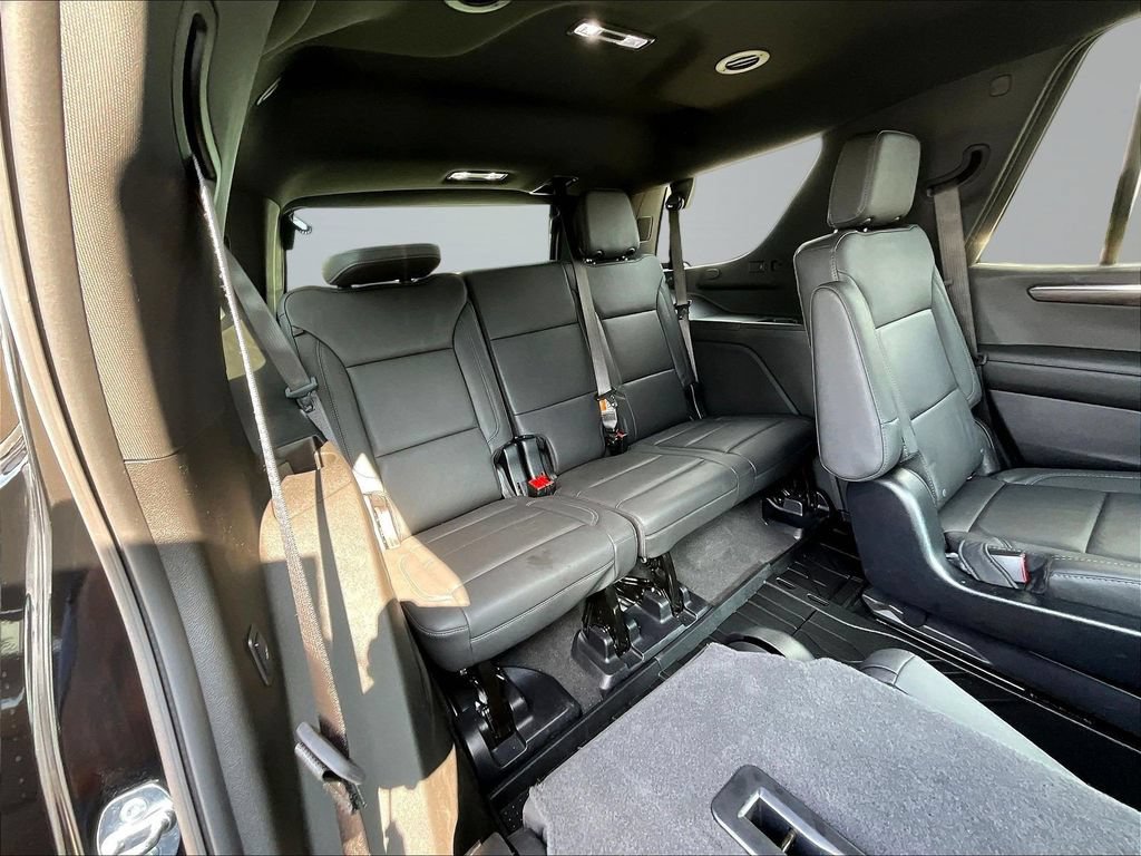 Used 2025 Chevrolet Tahoe Z71 w/ Comfort Package AWD/4WD image 28