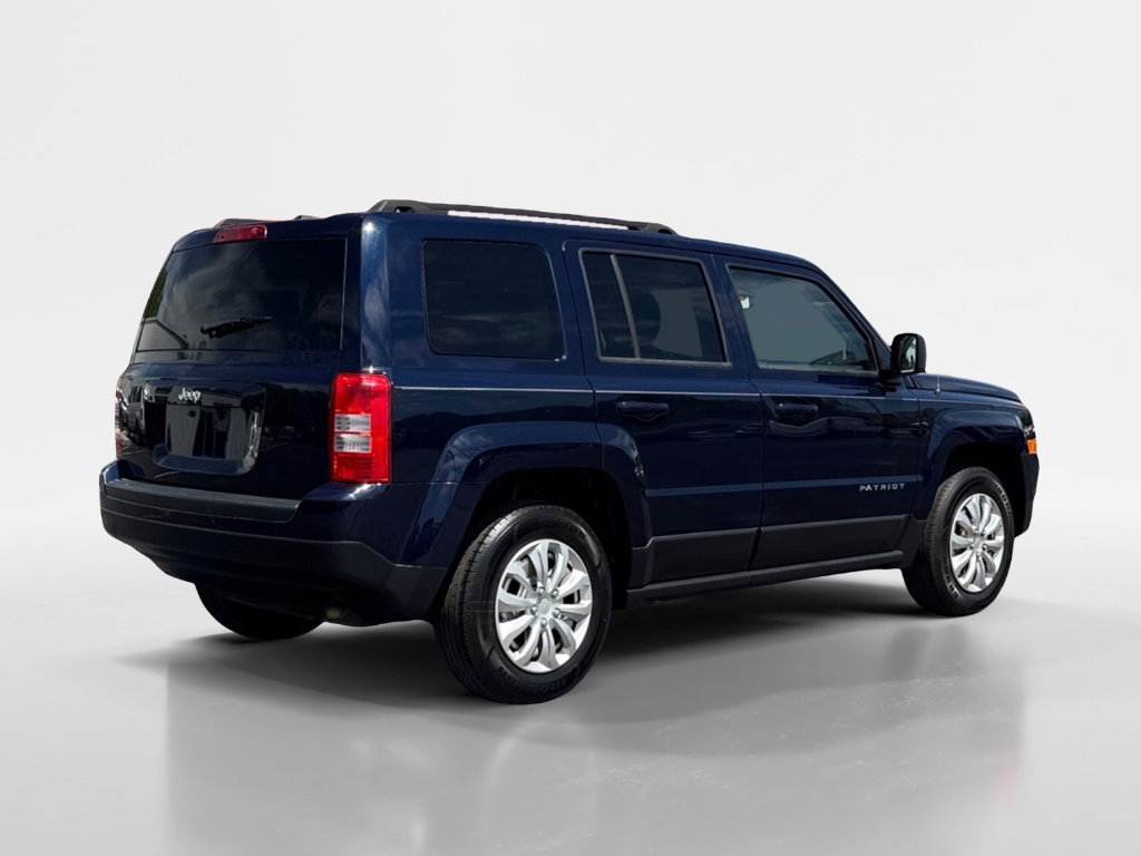 Used 2016 Jeep Patriot Sport w/ Power Value Group FWD image 6