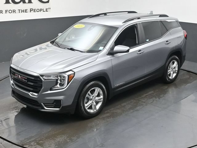 Used 2023 GMC Terrain SLE w/ Driver Convenience Package FWD image 47