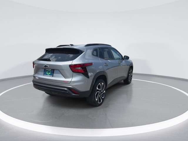 Used 2025 Chevrolet Trax RS w/ Driver Confidence Package FWD image 8