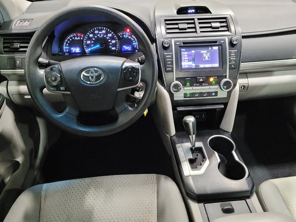 Used 2014 Toyota Camry LE FWD image 22