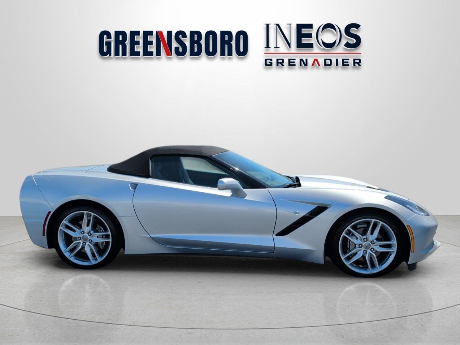 Used 2019 Chevrolet Corvette Stingray Convertible w/ 2LT Preferred Equipment Group RWD image 6