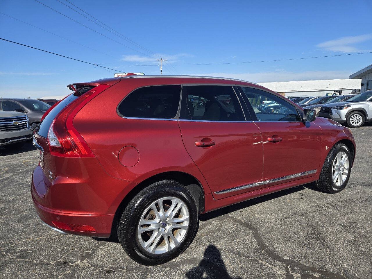 Used 2015 Volvo XC60 T5 AWD/4WD image 5