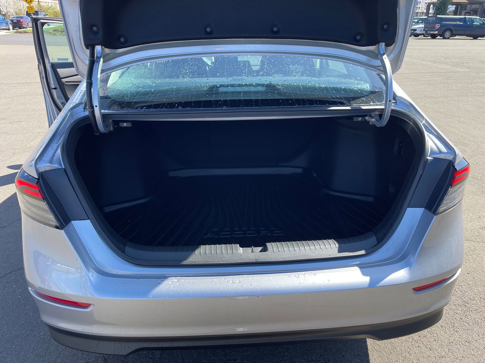 Used 2024 Honda Accord EX image 16