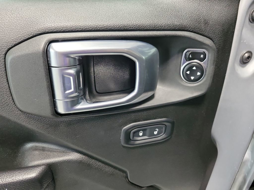 Used 2024 Jeep Wrangler Sport S image 32