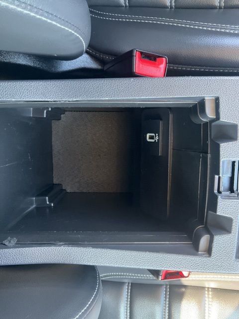 Used 2019 Ford Escape SEL AWD/4WD image 16