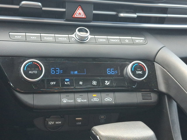 Certified 2024 Hyundai Elantra SEL FWD image 16
