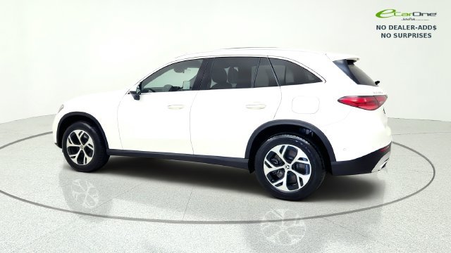 Used 2025 Mercedes-Benz GLC 350e 4MATIC image 6