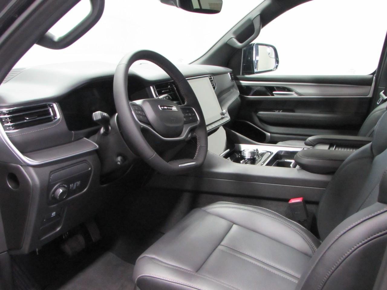 New 2026 Jeep Grand Wagoneer L Limited image 13