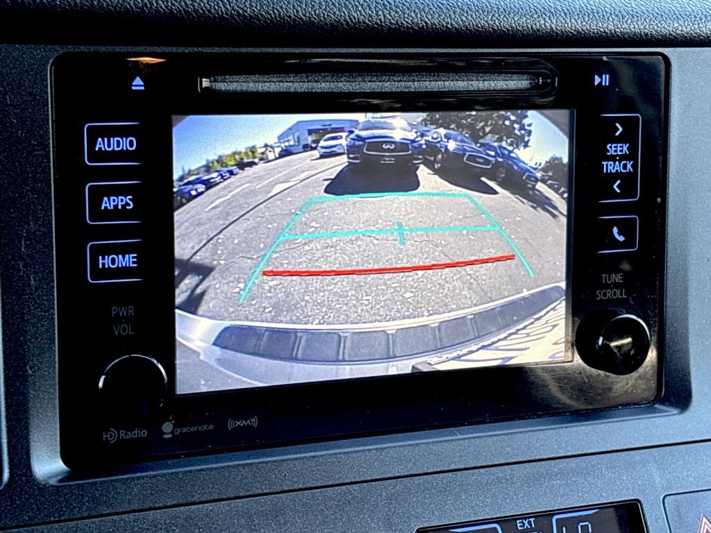 Used 2017 Toyota Sienna LE image 24