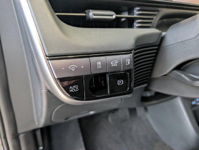 New 2027 Hyundai Ioniq 5 SEL AWD/4WD image 17