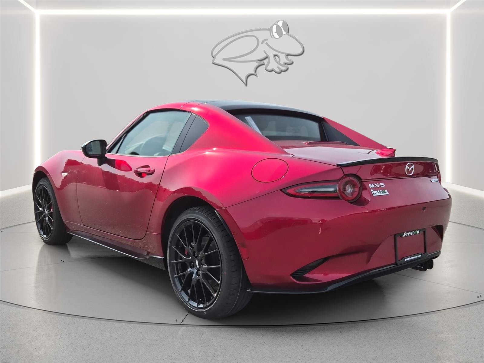 New 2026 MAZDA MX-5 Miata RF Club RWD image 3