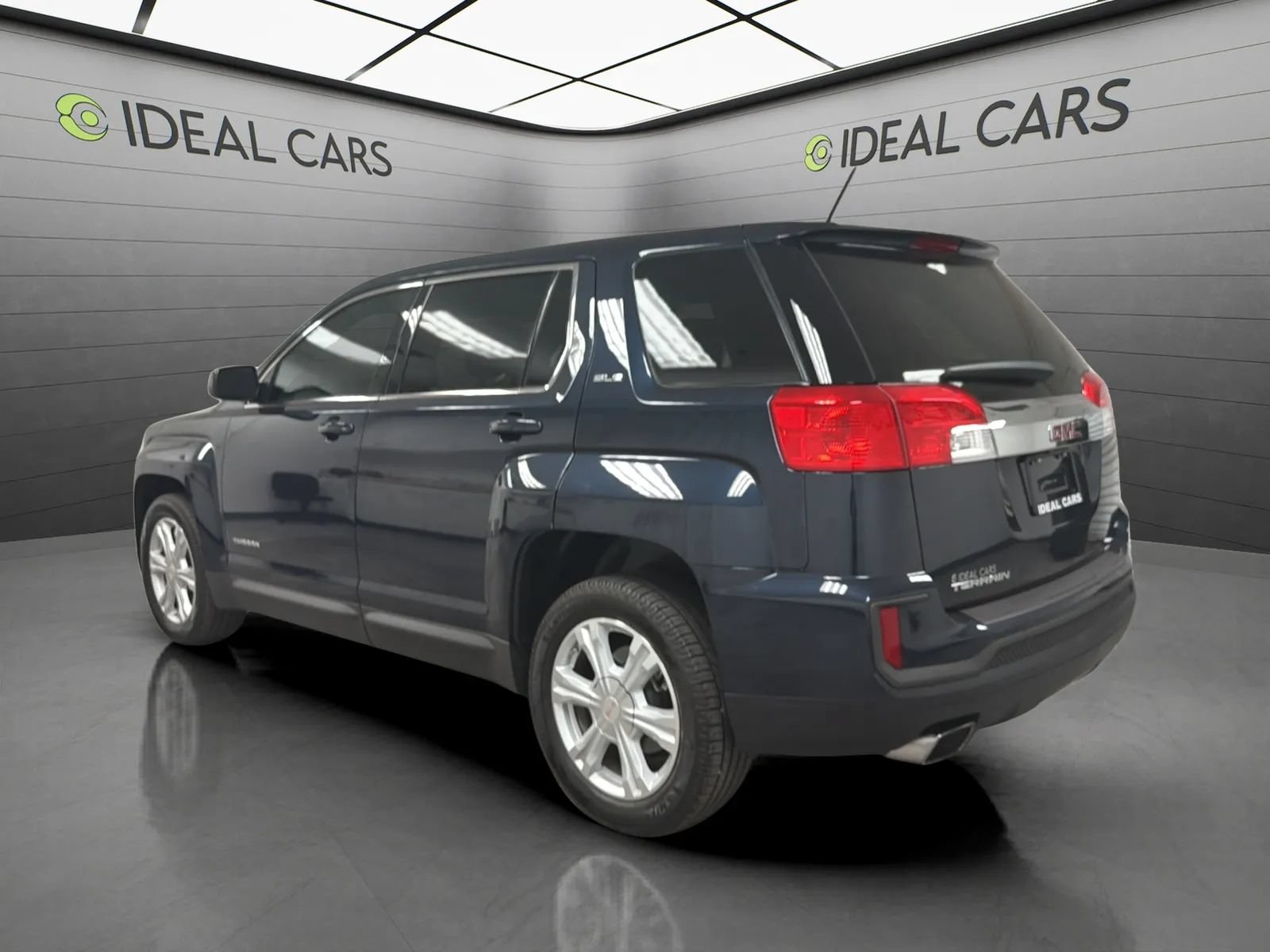 Used 2017 GMC Terrain SLE FWD image 7