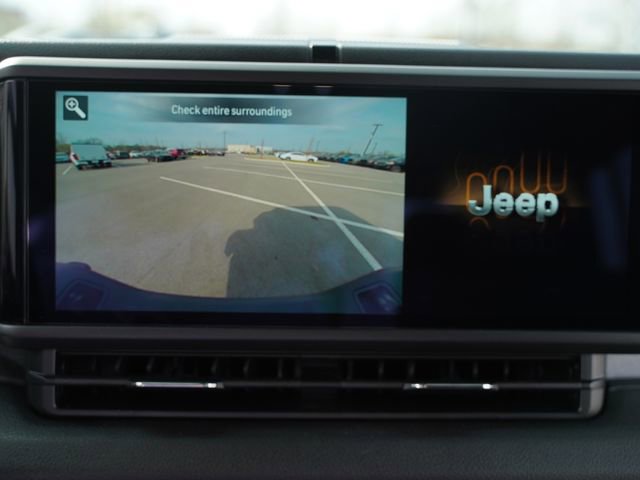 Certified 2024 Jeep Gladiator Sport image 27