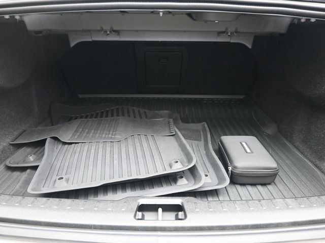 Used 2023 Volvo S60 B5 Plus w/ Climate Package image 31