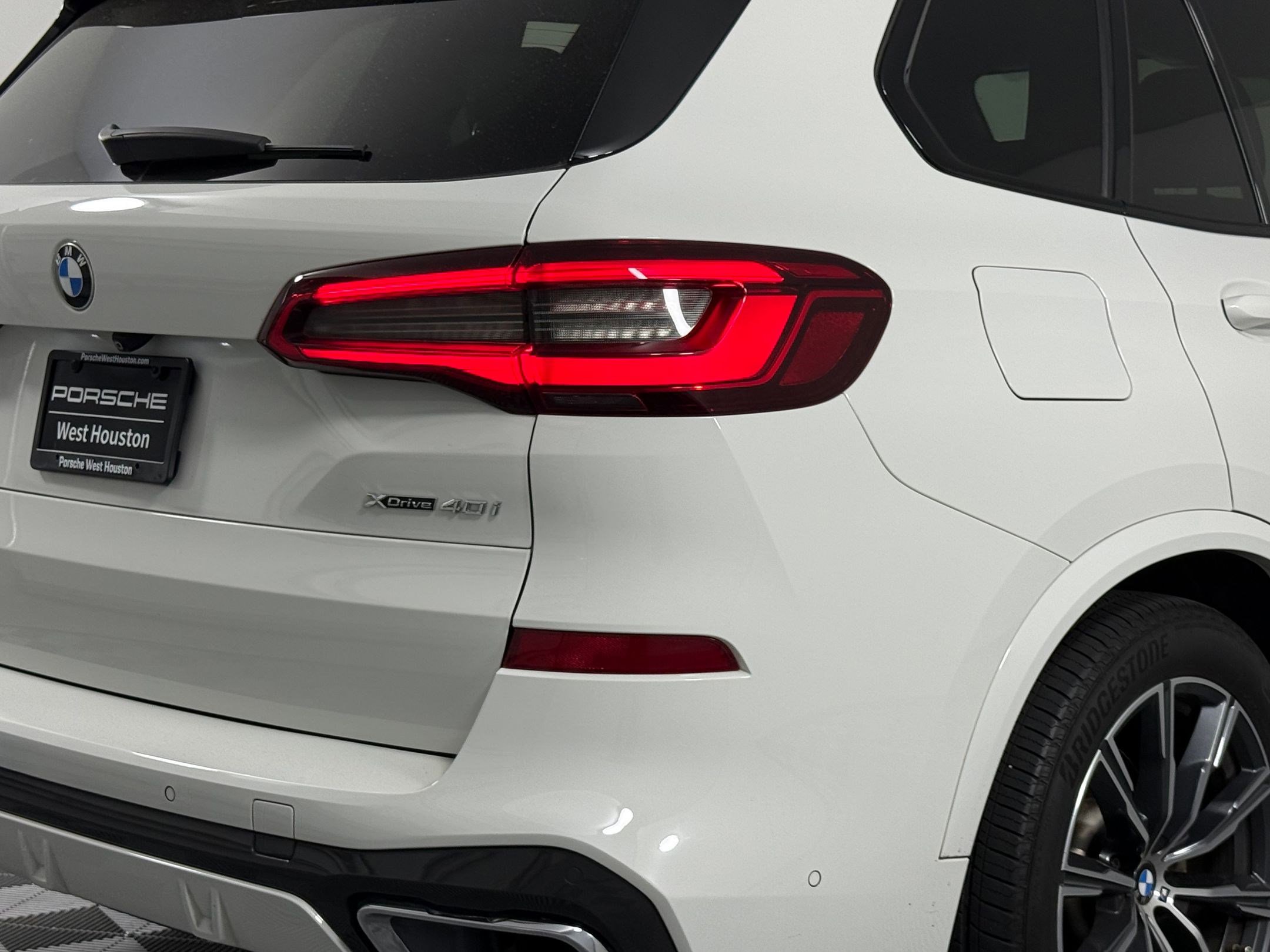 Used 2019 BMW X5 xDrive40i w/ M Sport Package image 13