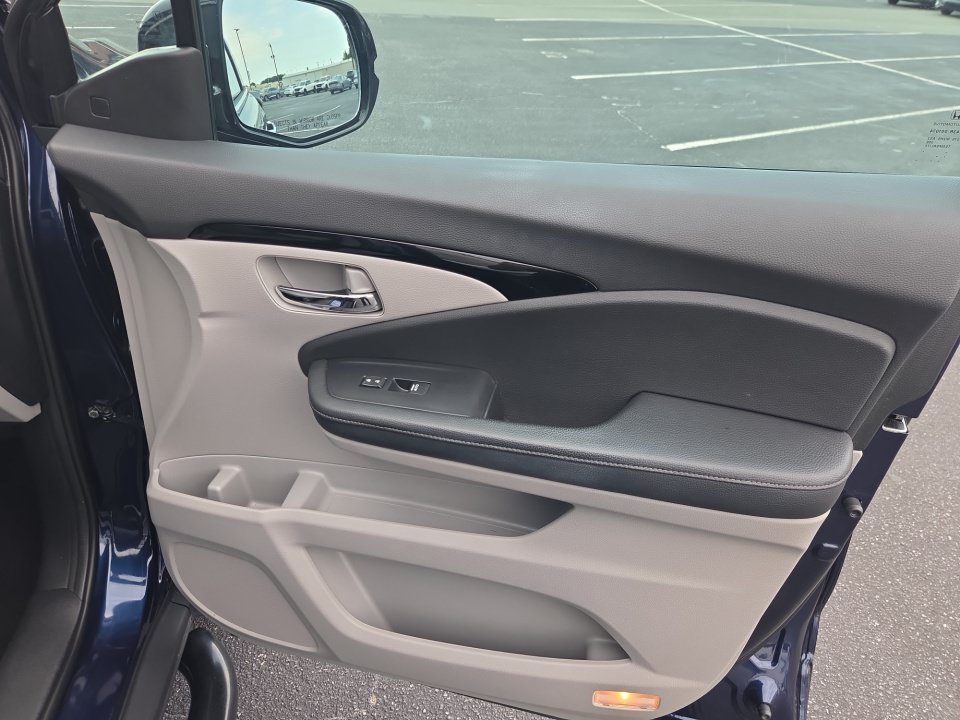 Used 2019 Honda Ridgeline RTL-E image 35