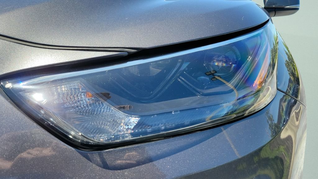 Used 2023 Toyota Highlander LE image 24