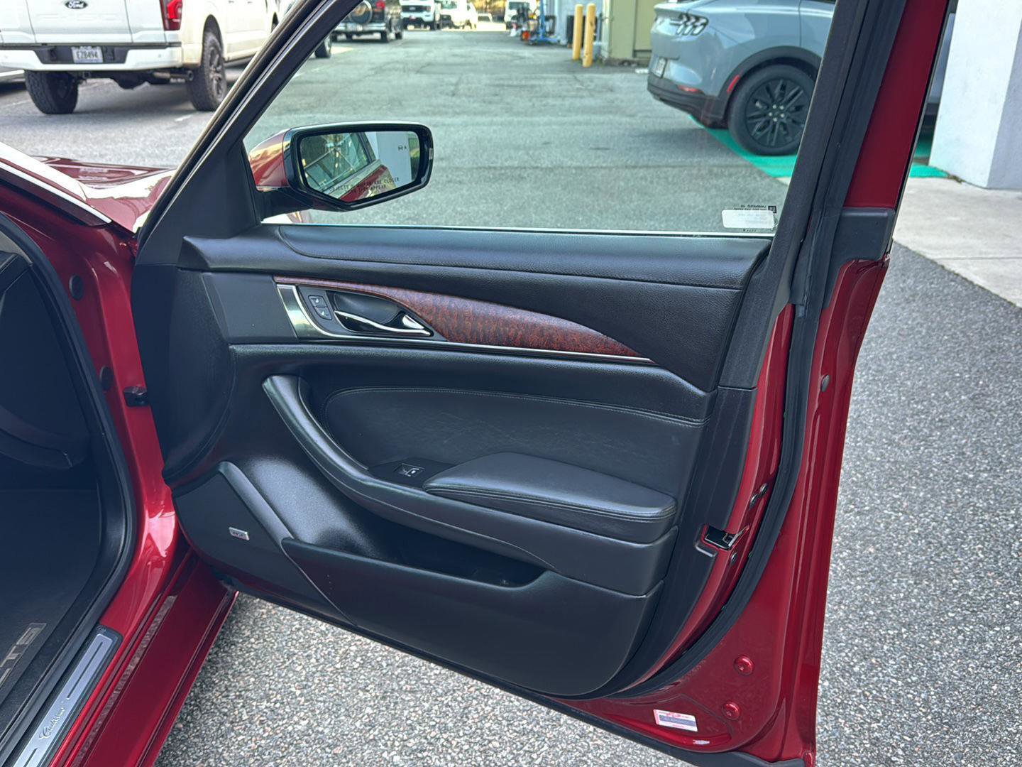 Used 2016 Cadillac CTS Luxury image 12