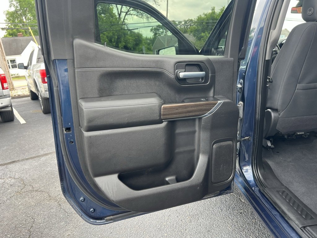 Used 2020 Chevrolet Silverado 1500 RST w/ All-Star Edition image 12