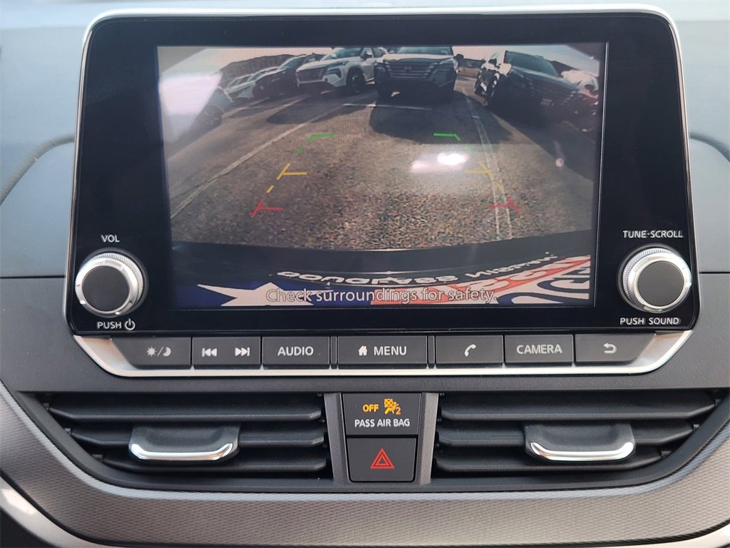 Used 2023 Nissan Altima 2.5 SR image 14