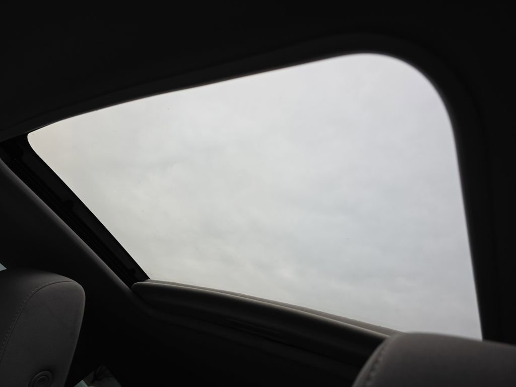 Used 2017 Chevrolet Camaro LT image 13