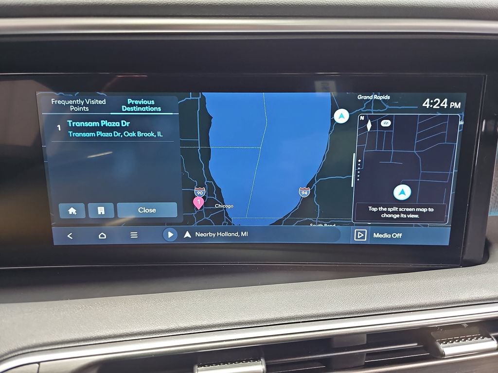 Certified 2026 Hyundai Palisade Limited AWD/4WD image 25