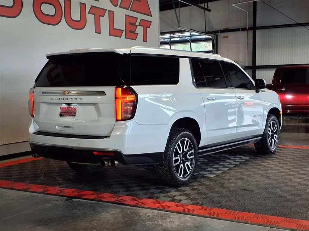 Used 2021 Chevrolet Suburban High Country AWD/4WD image 8