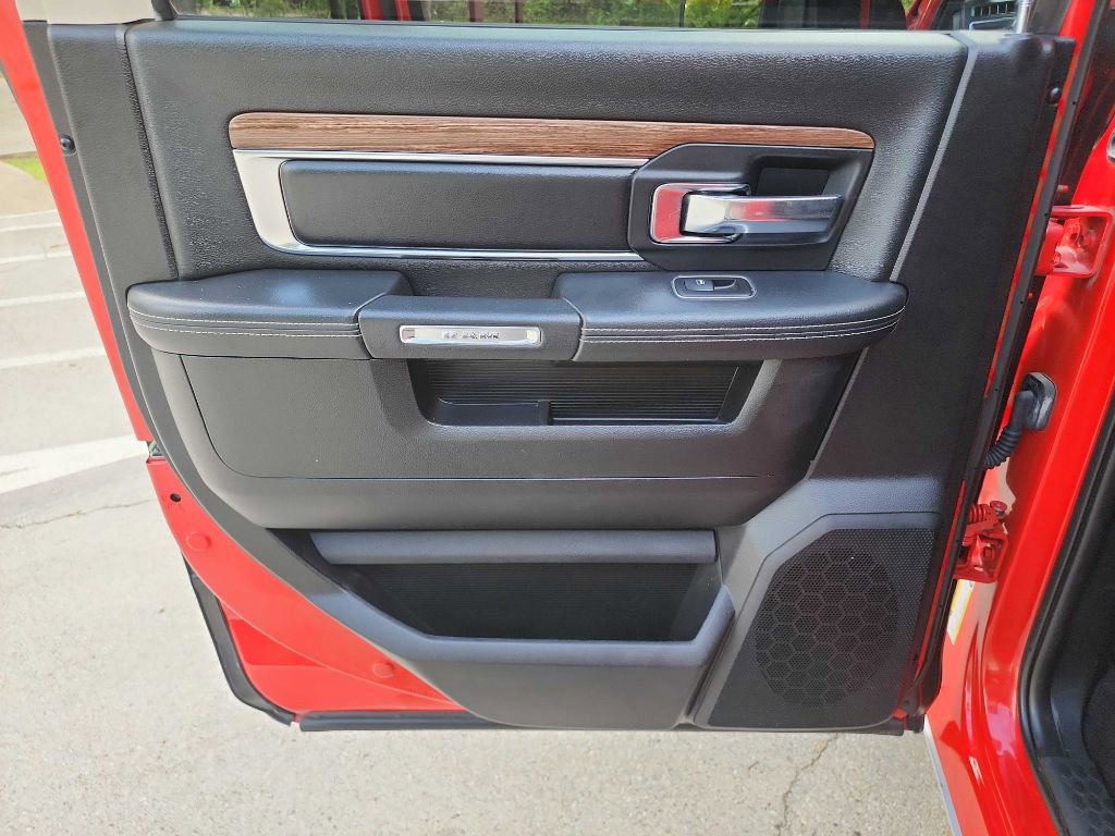 Used 2014 RAM 1500 Laramie image 29