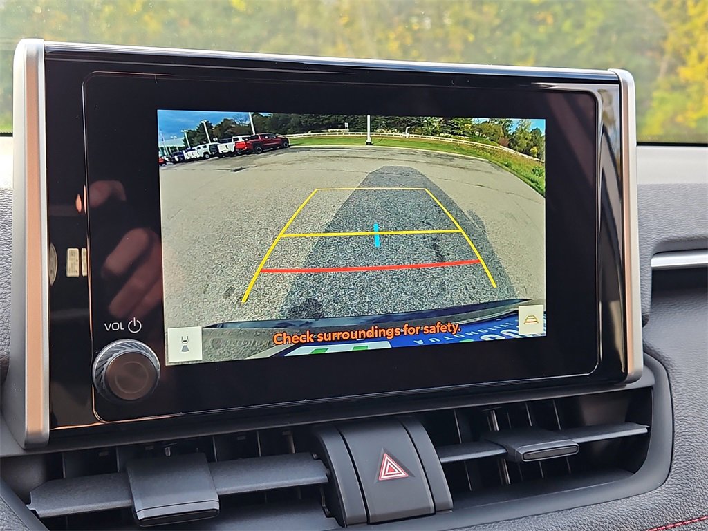 New 2025 Toyota RAV4 SE image 10