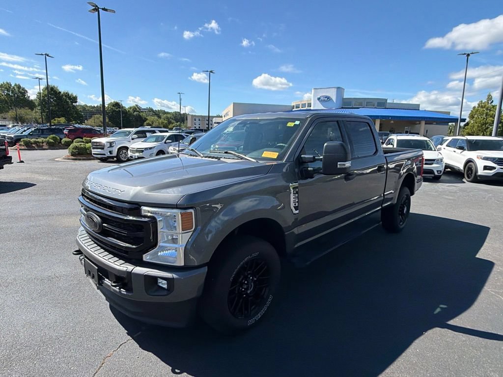 Used 2022 Ford F250 XLT w/ Black Appearance Package AWD/4WD image 21
