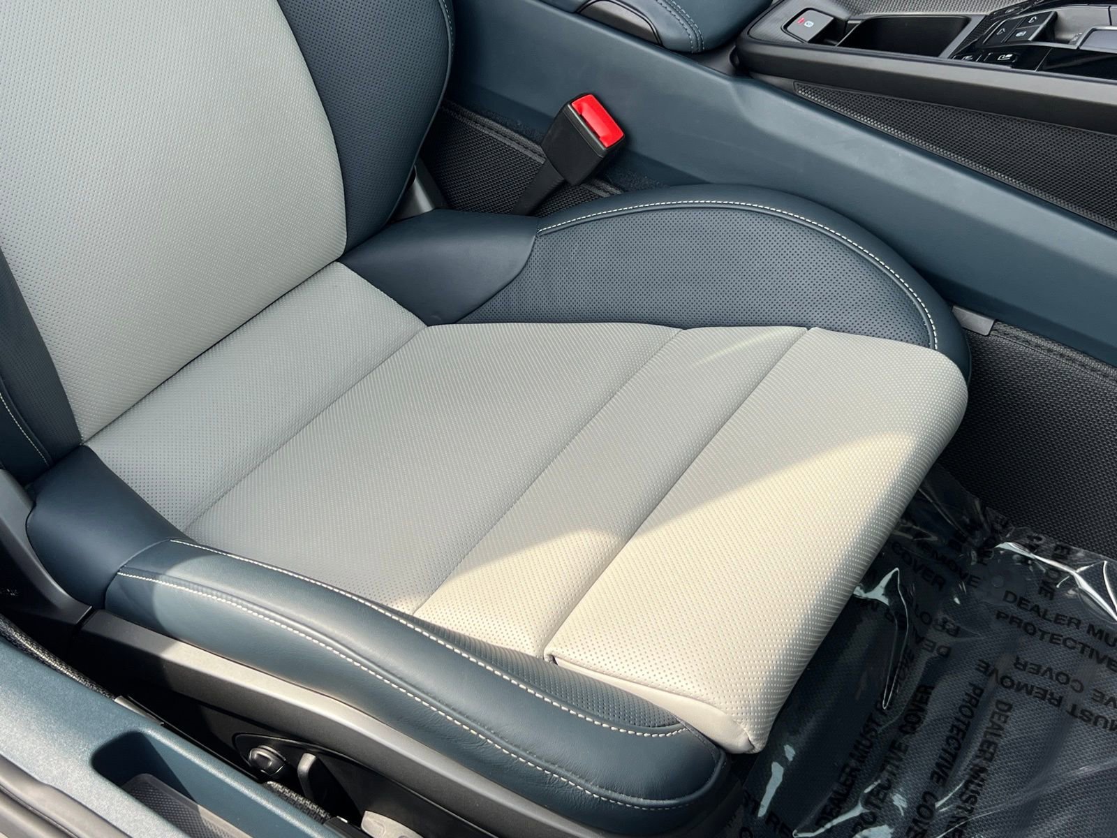 Certified 2024 Porsche 911 Carrera GTS image 34