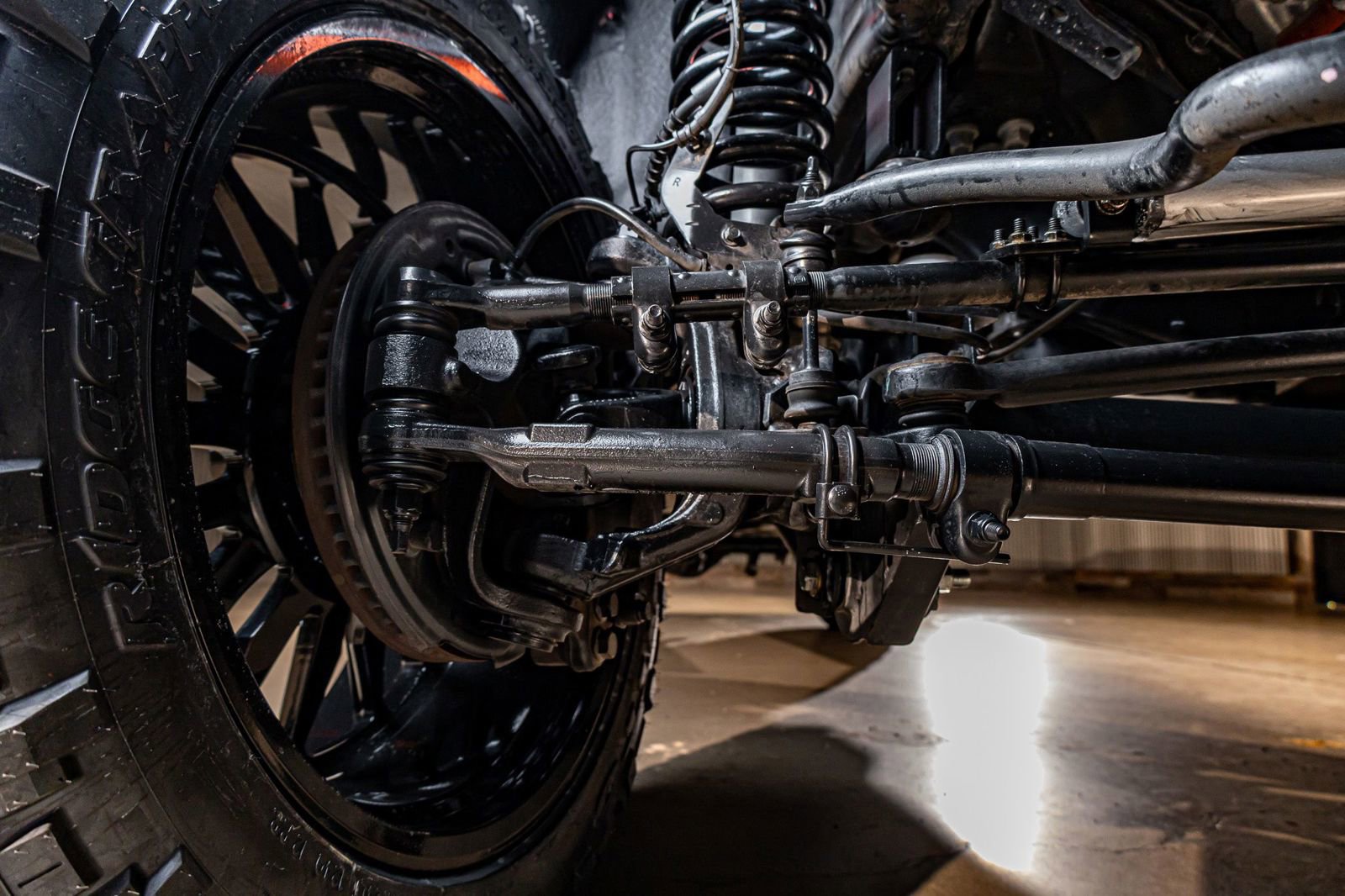 Used 2025 Ford F250 Platinum image 13