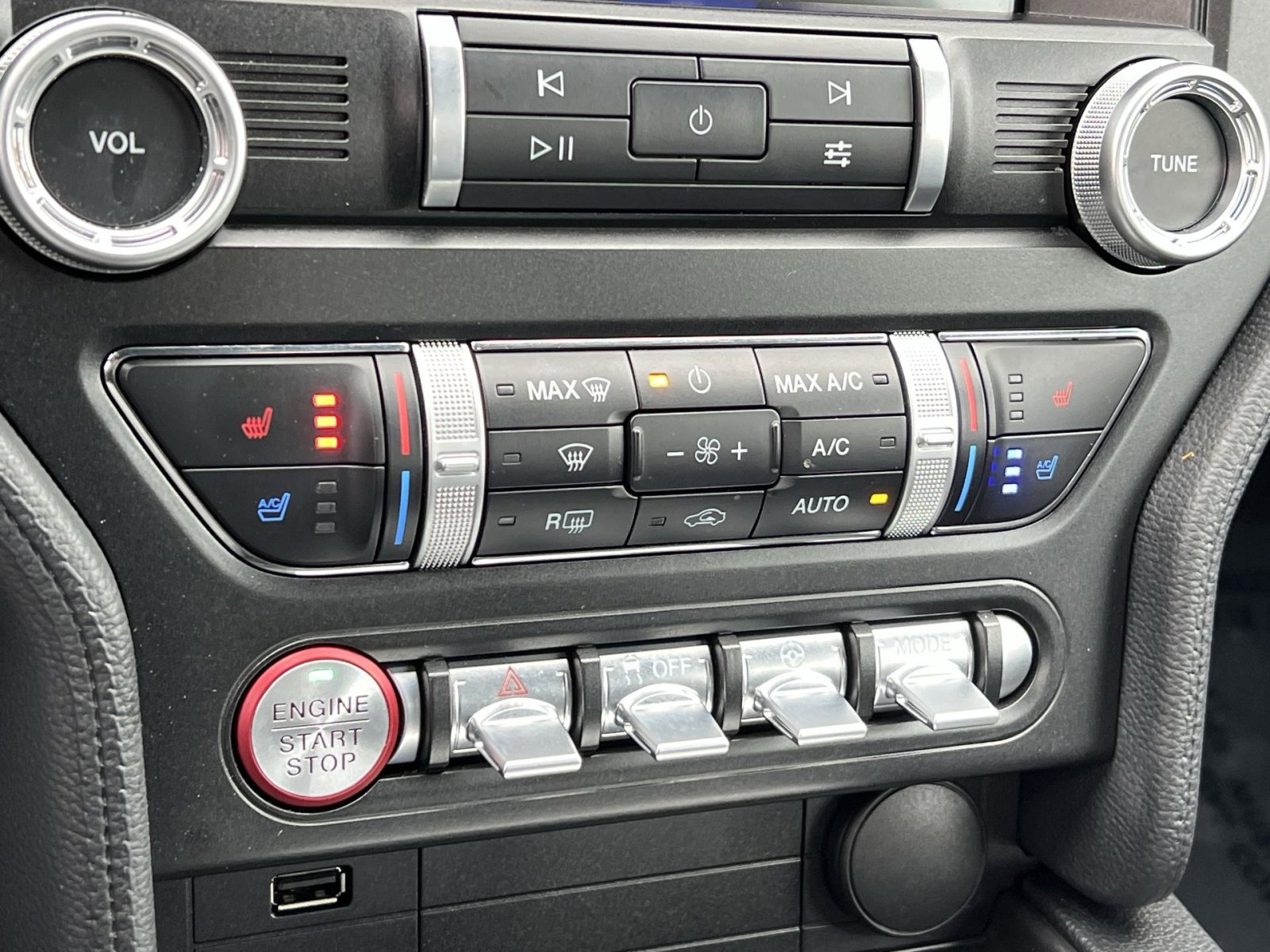 Used 2023 Ford Mustang Premium w/ Equipment Group 201A image 21