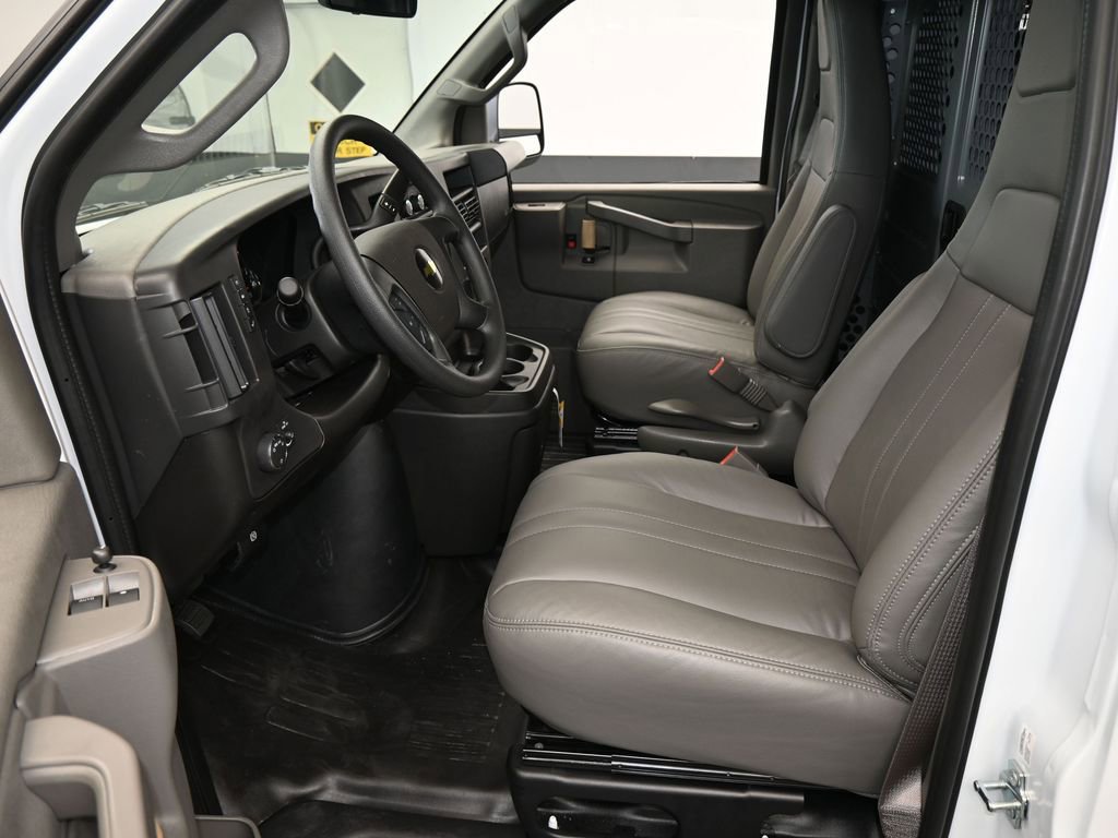 New 2025 Chevrolet Express 2500 w/ Driver Convenience Package image 11