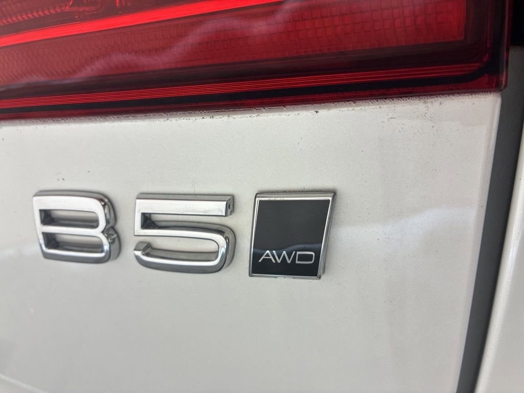 Used 2025 Volvo XC60 B5 Plus image 33
