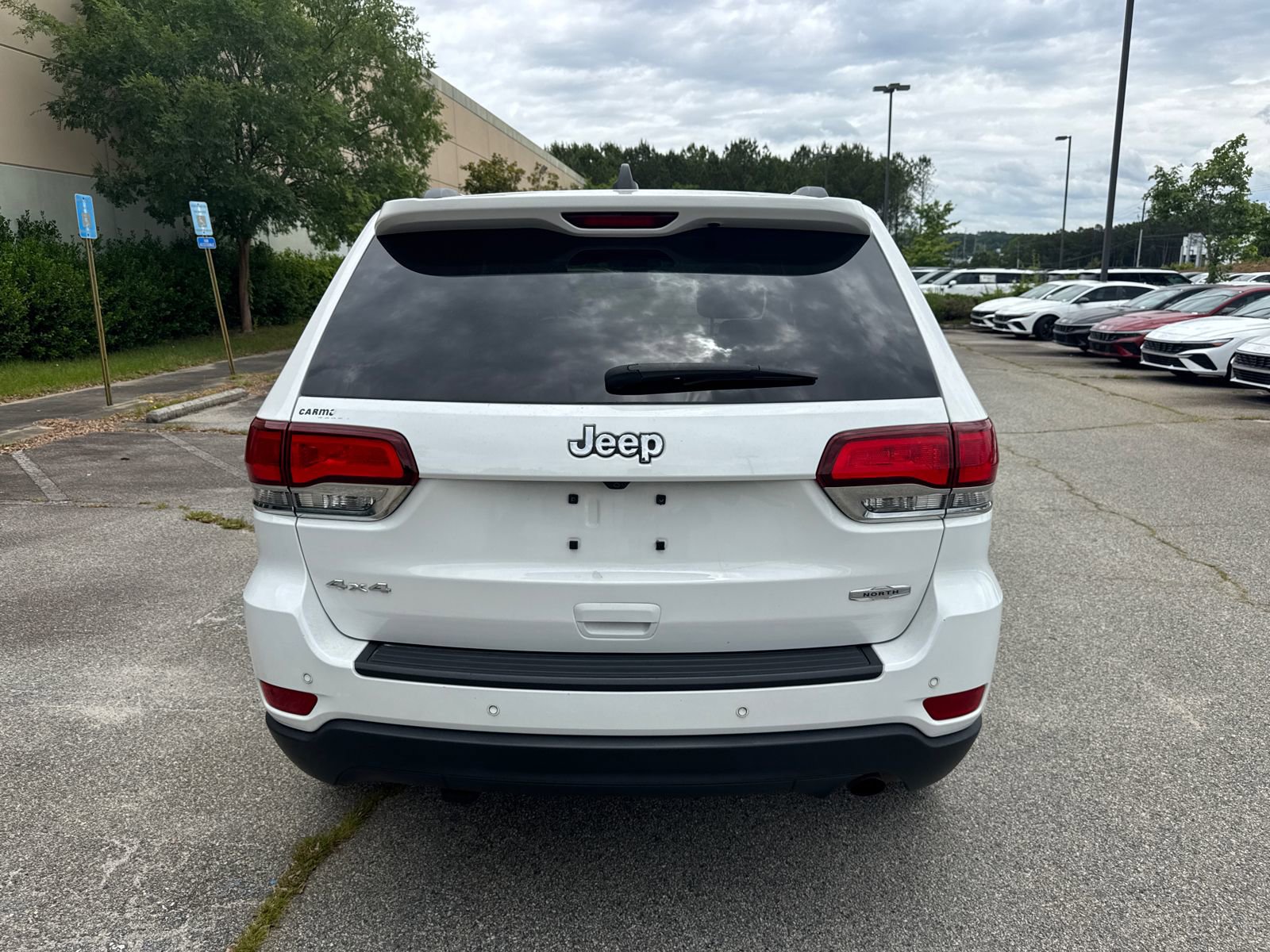 Used 2020 Jeep Grand Cherokee Laredo w/ Quick Order Package 2BN North AWD/4WD image 17