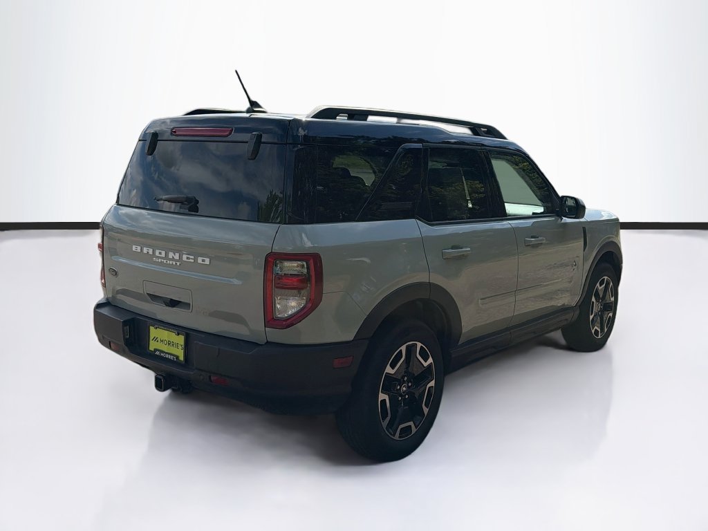 Used 2023 Ford Bronco Sport Outer Banks w/ Tech Package AWD/4WD image 5