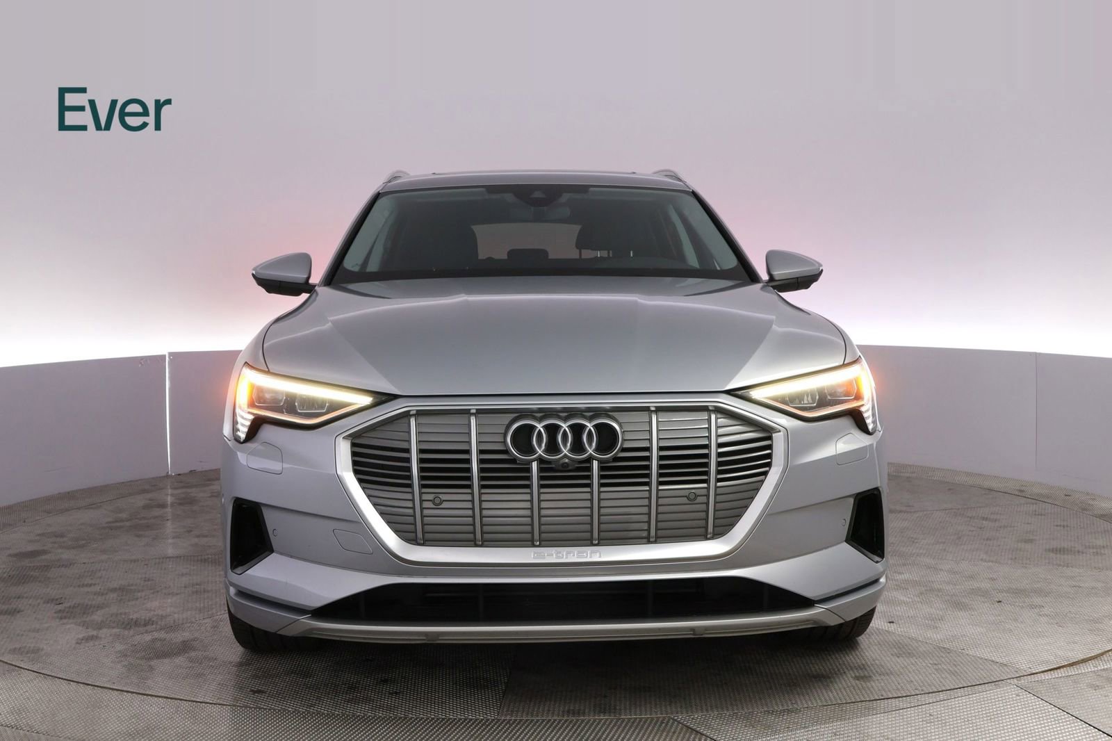 Used 2023 Audi e-tron Premium Plus w/ Premium Plus Package AWD/4WD image 12