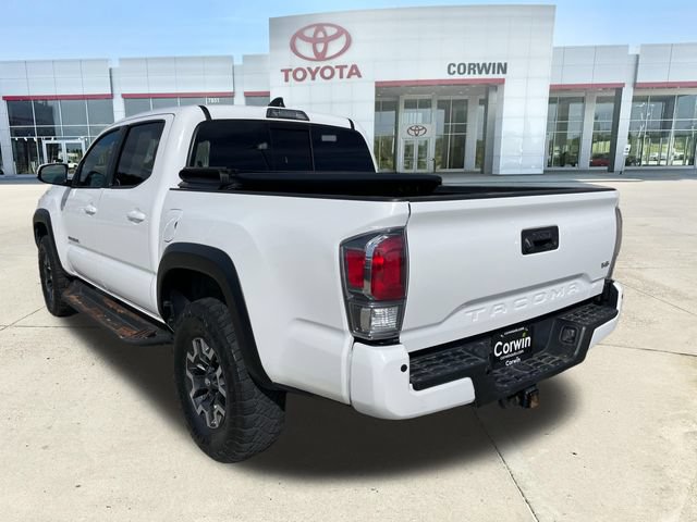 Used 2022 Toyota Tacoma TRD Off-Road w/ Technology Package AWD/4WD image 3