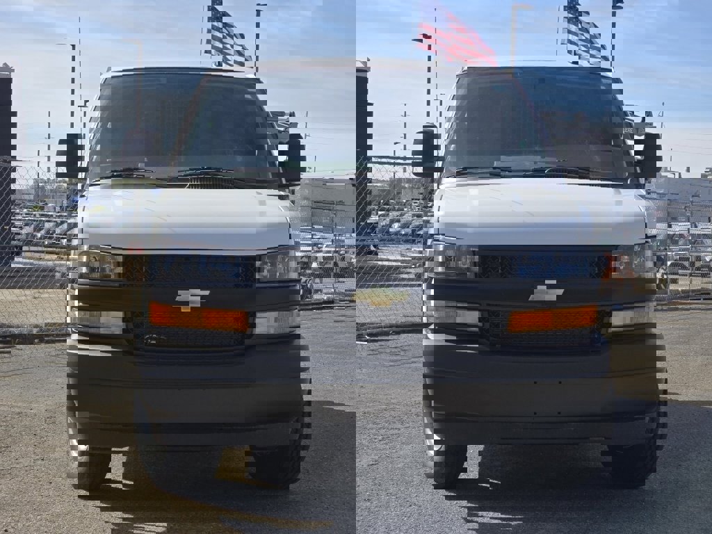 New 2025 Chevrolet Express 2500 w/ Driver Convenience Package image 5