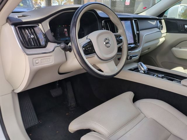 Used 2022 Volvo XC60 T8 Inscription w/ Advanced Package image 14