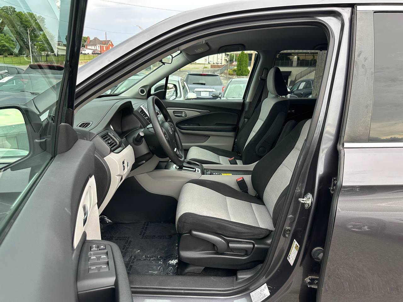 Used 2017 Honda Ridgeline RT image 14